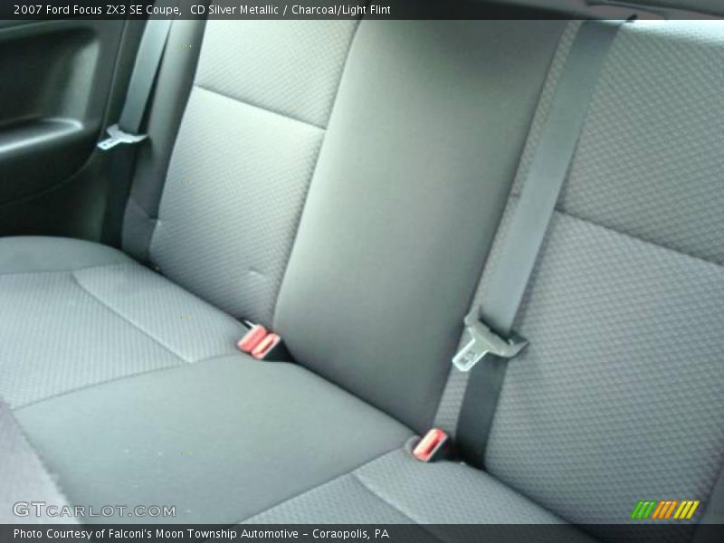 CD Silver Metallic / Charcoal/Light Flint 2007 Ford Focus ZX3 SE Coupe