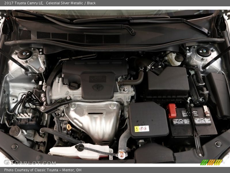 Celestial Silver Metallic / Black 2017 Toyota Camry LE