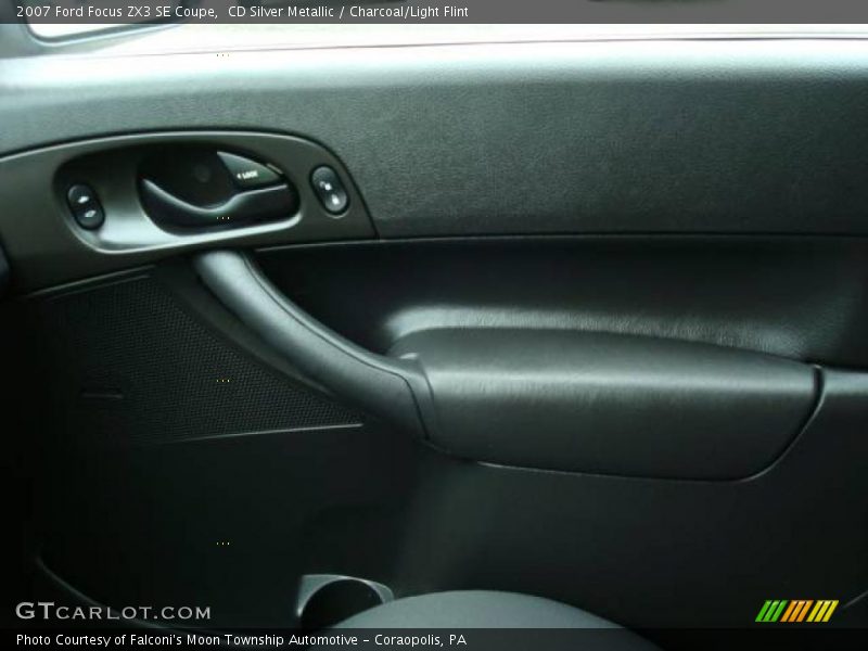 CD Silver Metallic / Charcoal/Light Flint 2007 Ford Focus ZX3 SE Coupe
