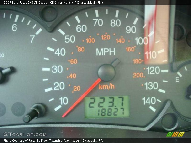 CD Silver Metallic / Charcoal/Light Flint 2007 Ford Focus ZX3 SE Coupe