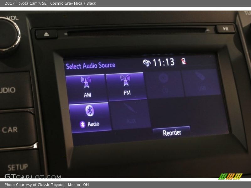 Cosmic Gray Mica / Black 2017 Toyota Camry SE