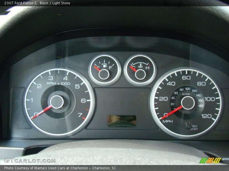 Black / Light Stone 2007 Ford Fusion S