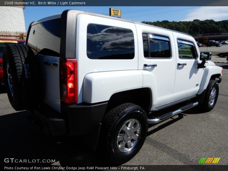 Birch White / Light Cashmere 2008 Hummer H3