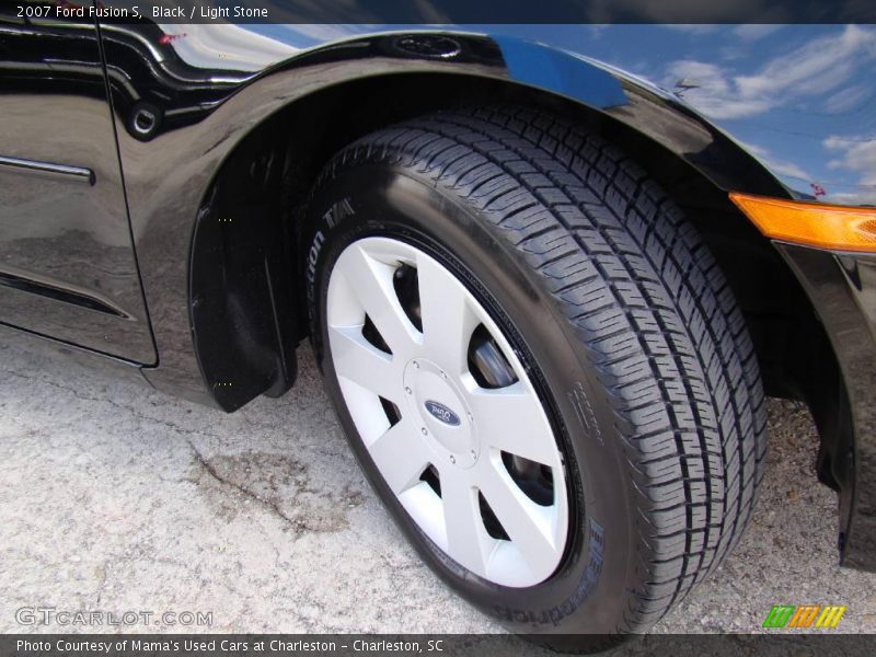 Black / Light Stone 2007 Ford Fusion S
