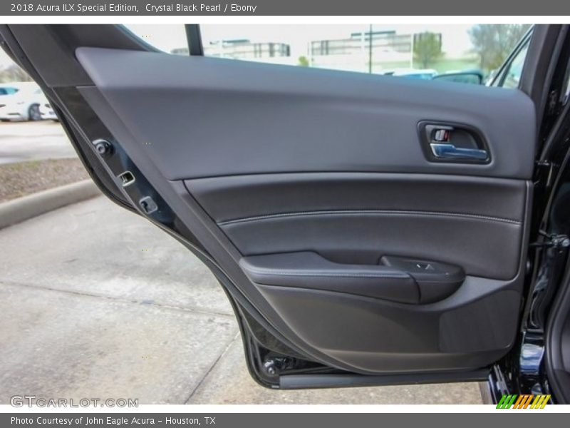 Door Panel of 2018 ILX Special Edition