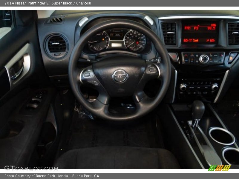 Super Black / Charcoal 2014 Nissan Pathfinder S