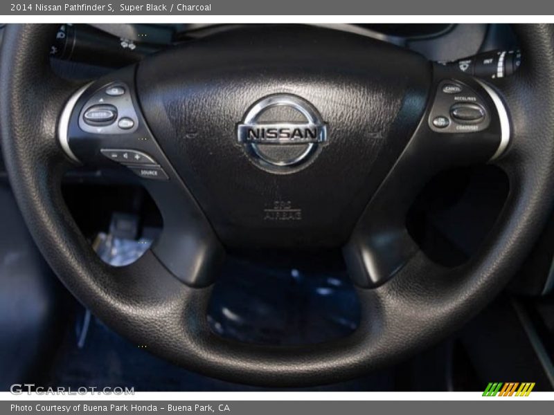 Super Black / Charcoal 2014 Nissan Pathfinder S