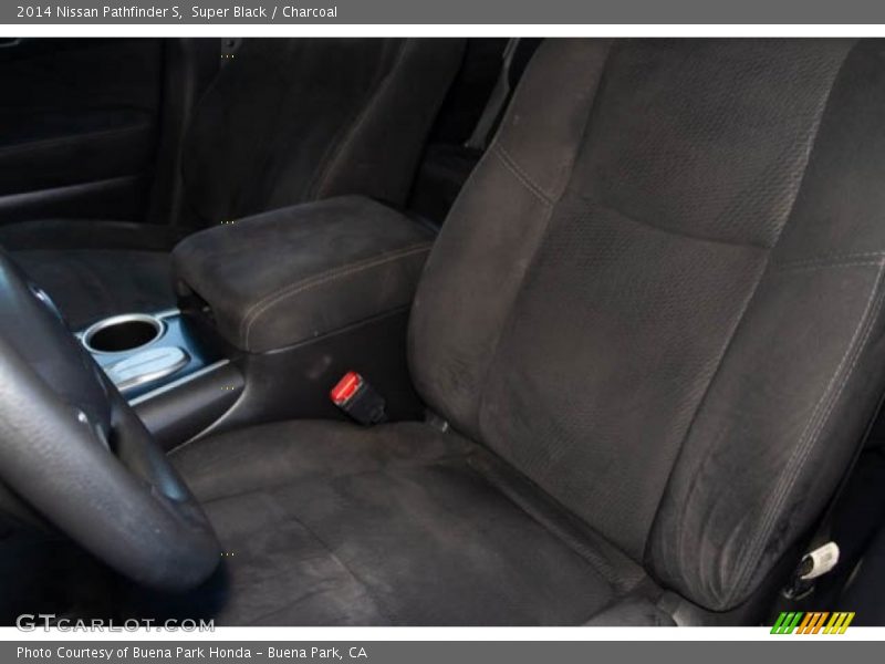 Super Black / Charcoal 2014 Nissan Pathfinder S