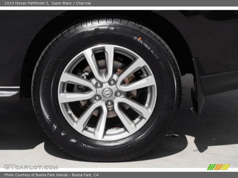 Super Black / Charcoal 2014 Nissan Pathfinder S
