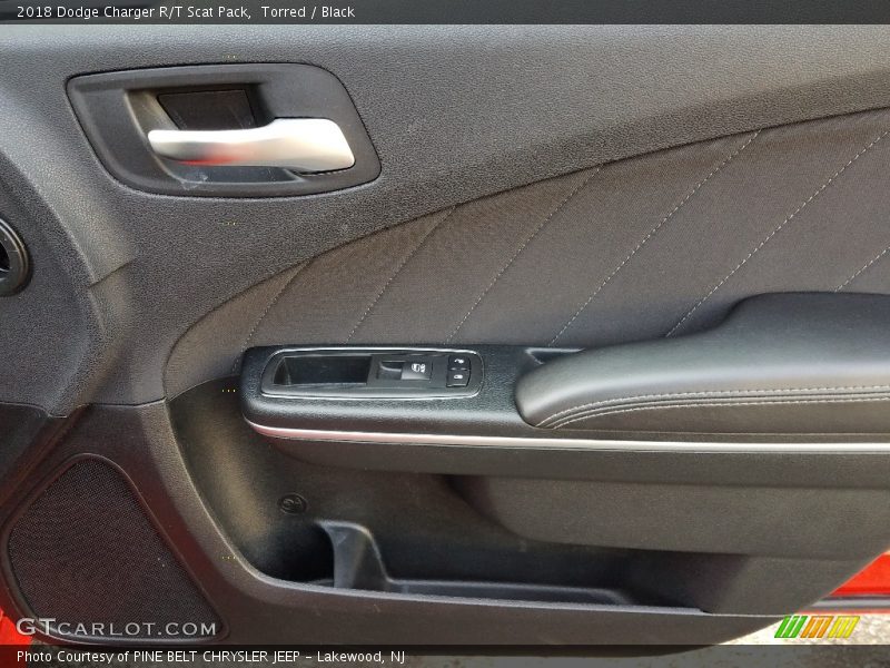 Torred / Black 2018 Dodge Charger R/T Scat Pack