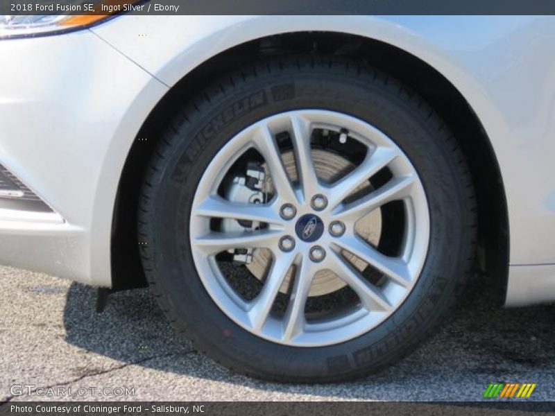 Ingot Silver / Ebony 2018 Ford Fusion SE