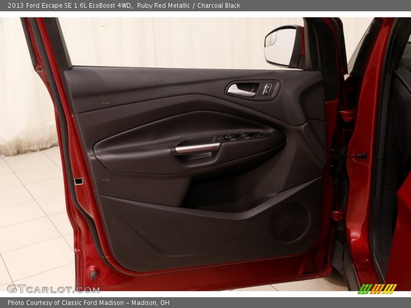 Ruby Red Metallic / Charcoal Black 2013 Ford Escape SE 1.6L EcoBoost 4WD