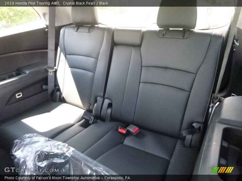 Crystal Black Pearl / Black 2019 Honda Pilot Touring AWD