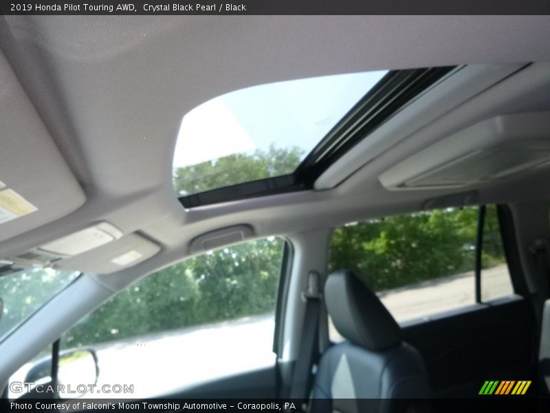 Crystal Black Pearl / Black 2019 Honda Pilot Touring AWD
