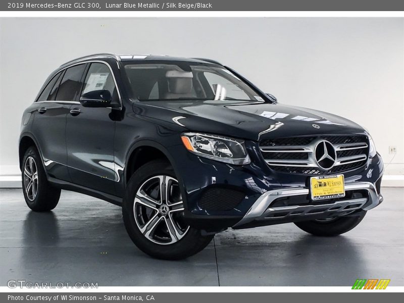 Lunar Blue Metallic / Silk Beige/Black 2019 Mercedes-Benz GLC 300