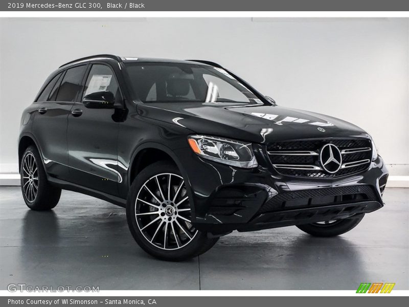 Black / Black 2019 Mercedes-Benz GLC 300