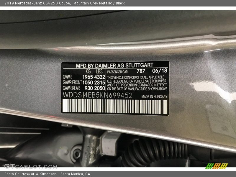 Mountain Grey Metallic / Black 2019 Mercedes-Benz CLA 250 Coupe