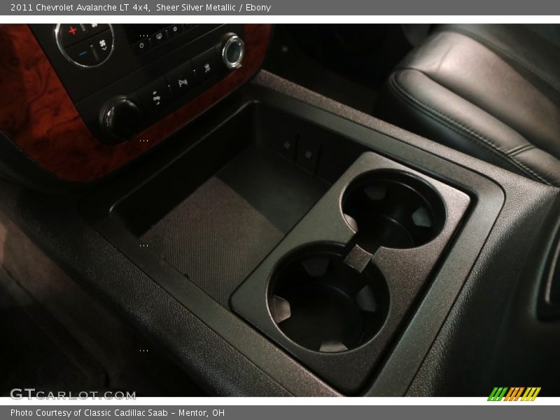 Sheer Silver Metallic / Ebony 2011 Chevrolet Avalanche LT 4x4