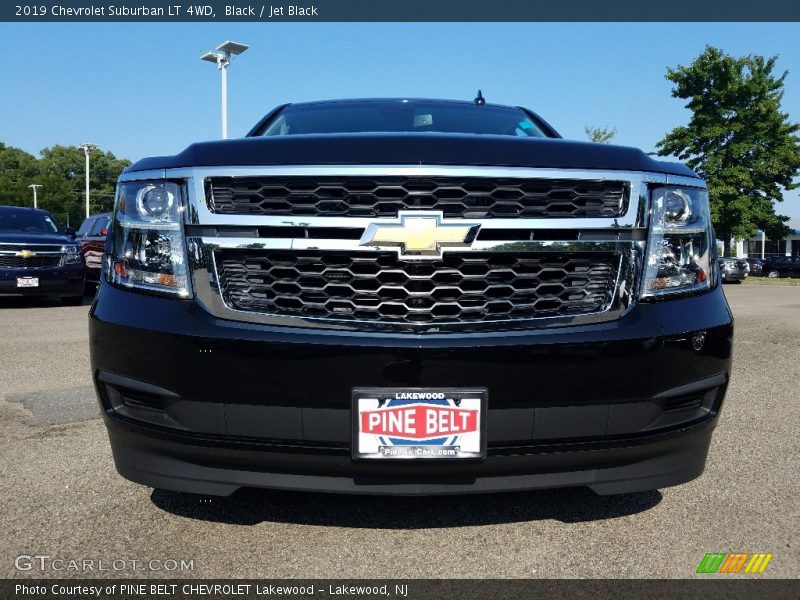 Black / Jet Black 2019 Chevrolet Suburban LT 4WD