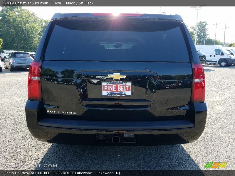 Black / Jet Black 2019 Chevrolet Suburban LT 4WD