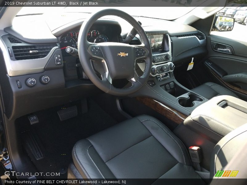  2019 Suburban LT 4WD Jet Black Interior