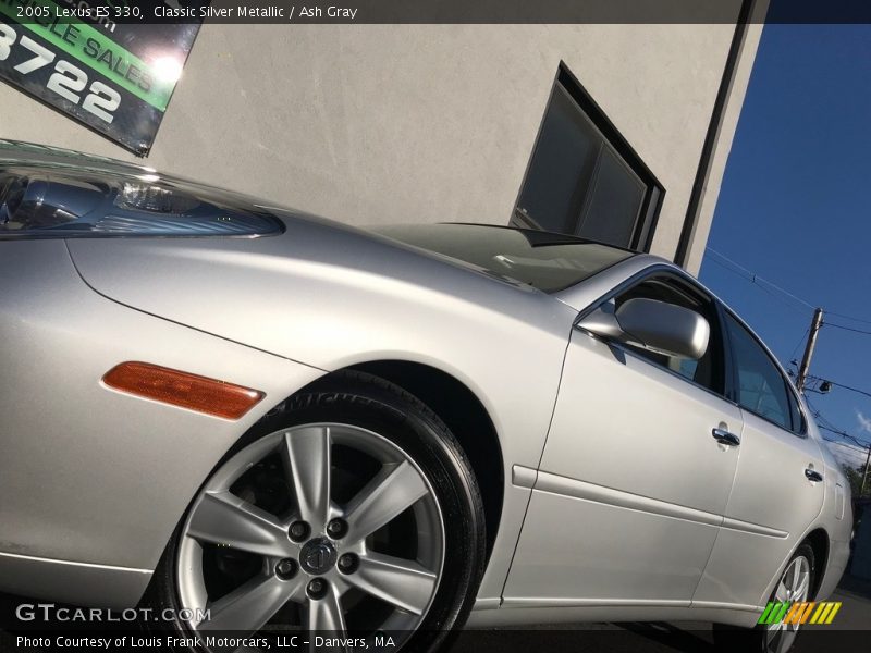Classic Silver Metallic / Ash Gray 2005 Lexus ES 330