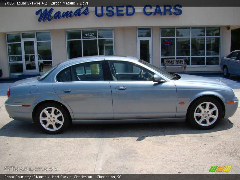 Zircon Metallic / Dove 2005 Jaguar S-Type 4.2