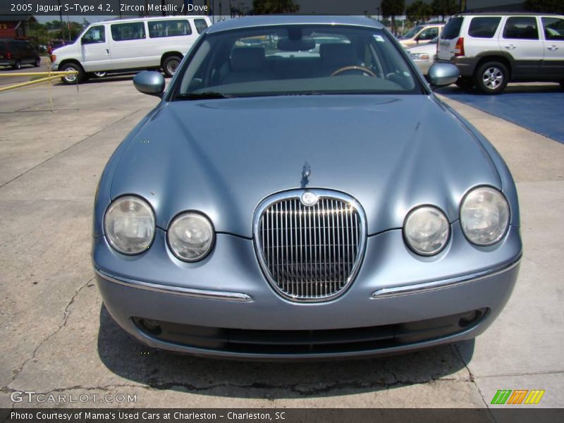 Zircon Metallic / Dove 2005 Jaguar S-Type 4.2