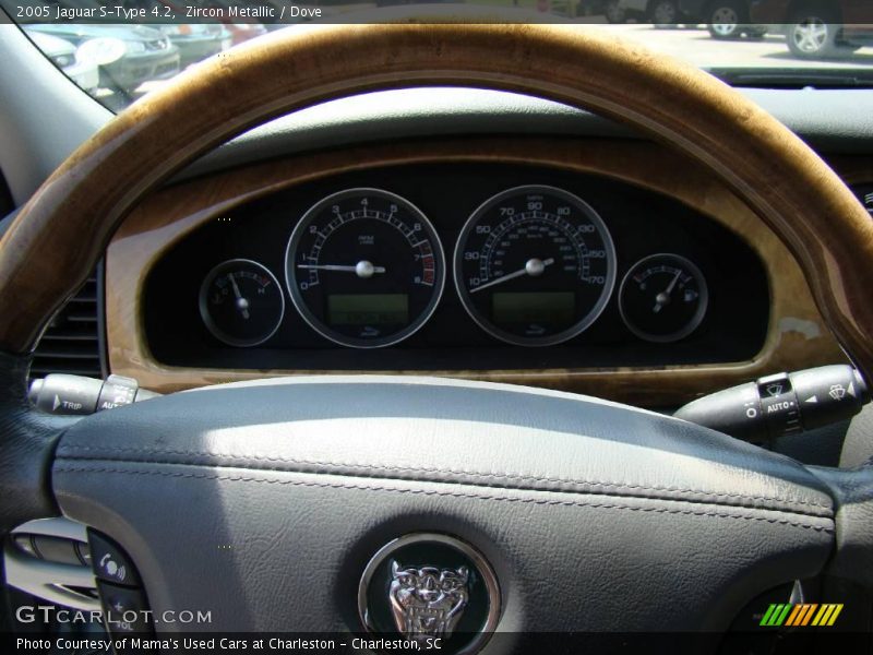 Zircon Metallic / Dove 2005 Jaguar S-Type 4.2