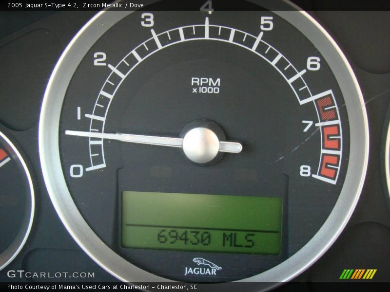 Zircon Metallic / Dove 2005 Jaguar S-Type 4.2