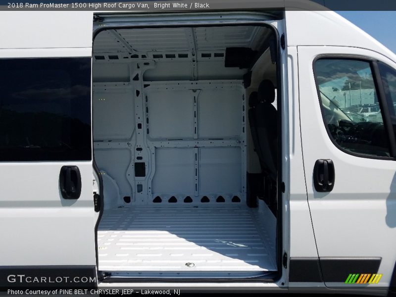 Bright White / Black 2018 Ram ProMaster 1500 High Roof Cargo Van