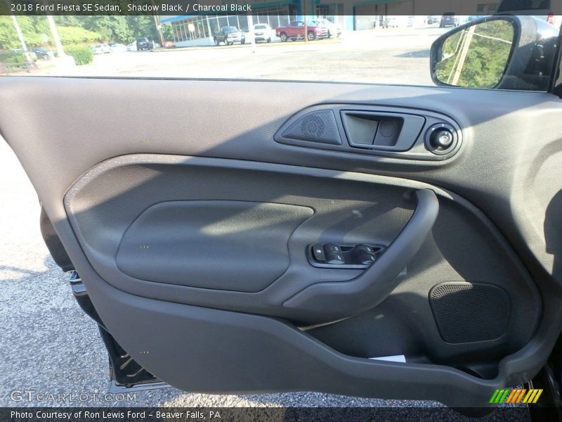 Shadow Black / Charcoal Black 2018 Ford Fiesta SE Sedan