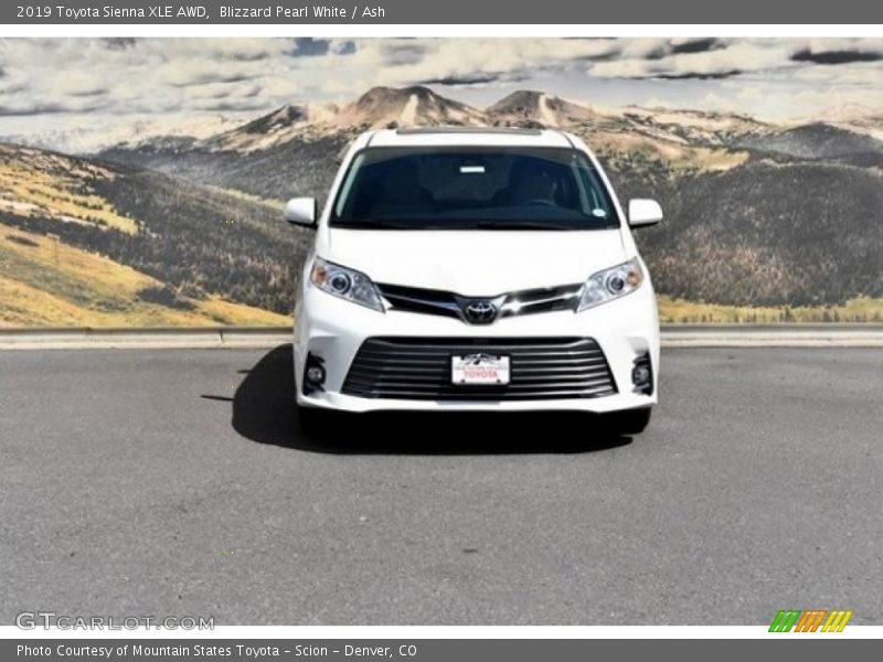 Blizzard Pearl White / Ash 2019 Toyota Sienna XLE AWD