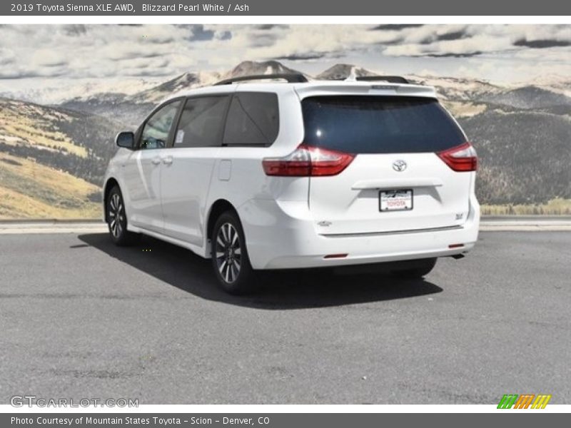 Blizzard Pearl White / Ash 2019 Toyota Sienna XLE AWD