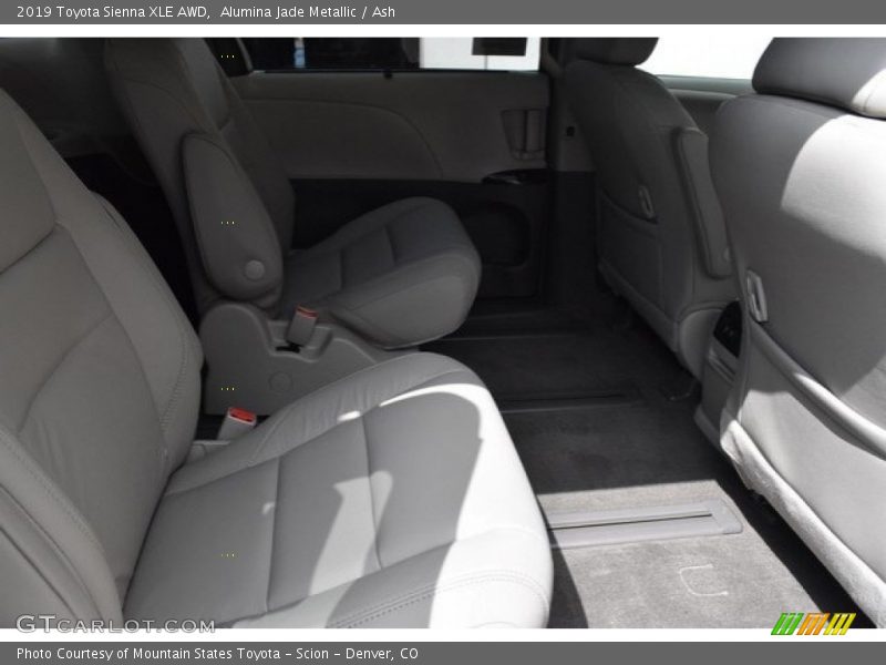 Alumina Jade Metallic / Ash 2019 Toyota Sienna XLE AWD