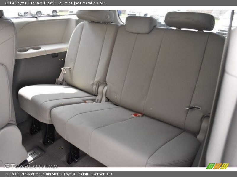 Alumina Jade Metallic / Ash 2019 Toyota Sienna XLE AWD