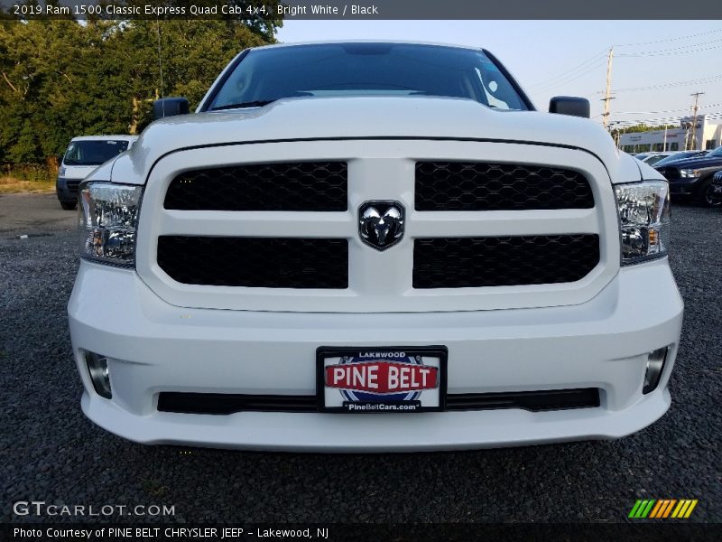 Bright White / Black 2019 Ram 1500 Classic Express Quad Cab 4x4