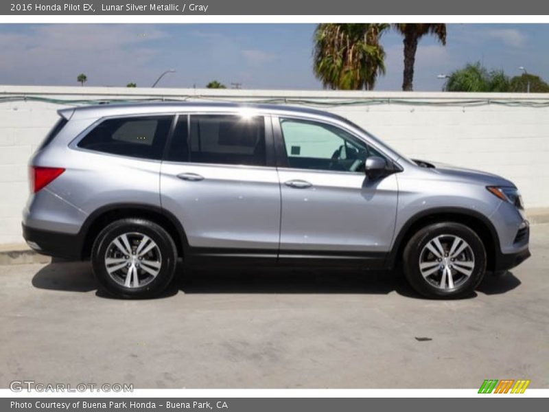 Lunar Silver Metallic / Gray 2016 Honda Pilot EX