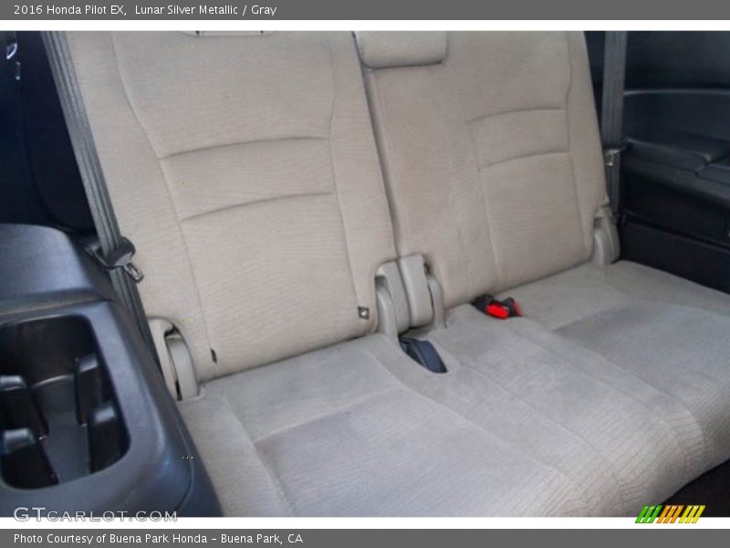 Lunar Silver Metallic / Gray 2016 Honda Pilot EX