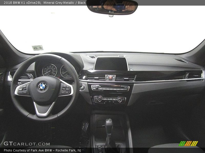 Mineral Grey Metallic / Black 2018 BMW X1 xDrive28i