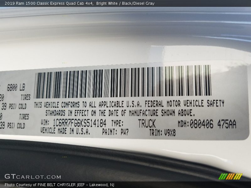 Bright White / Black/Diesel Gray 2019 Ram 1500 Classic Express Quad Cab 4x4