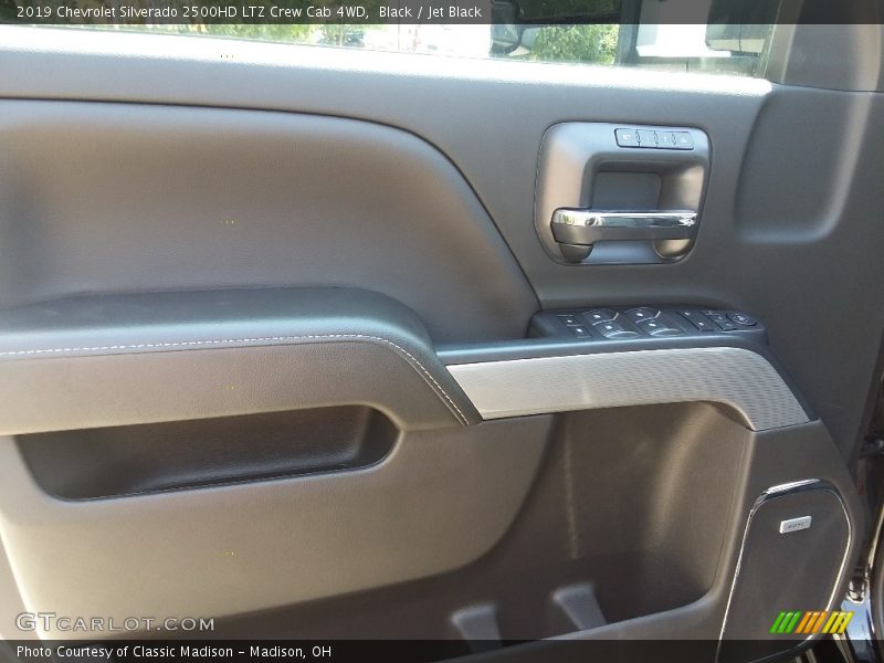 Black / Jet Black 2019 Chevrolet Silverado 2500HD LTZ Crew Cab 4WD