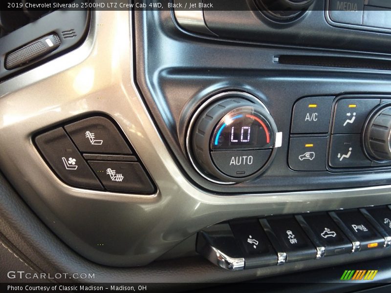 Black / Jet Black 2019 Chevrolet Silverado 2500HD LTZ Crew Cab 4WD