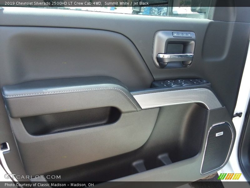 Summit White / Jet Black 2019 Chevrolet Silverado 2500HD LT Crew Cab 4WD