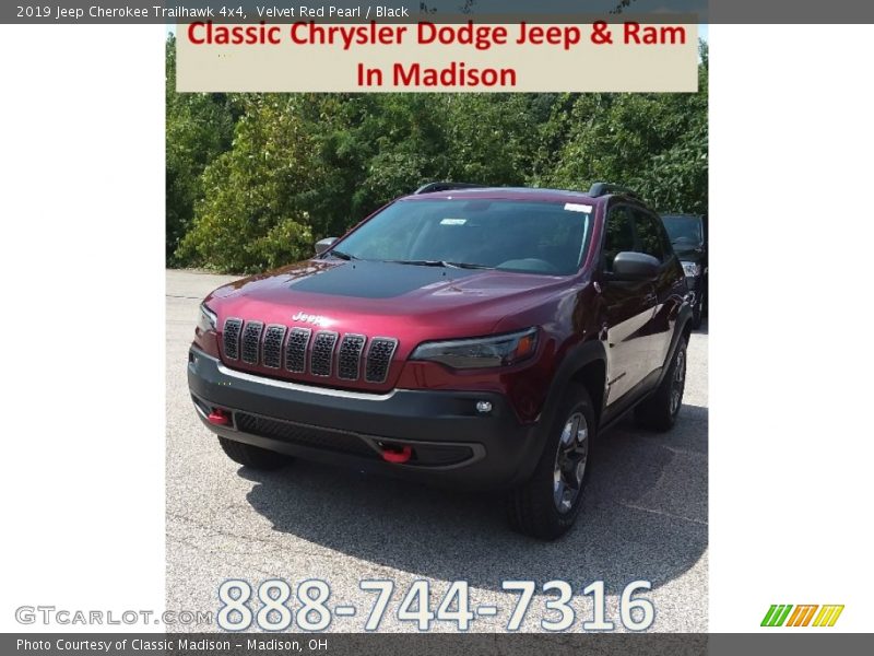 Velvet Red Pearl / Black 2019 Jeep Cherokee Trailhawk 4x4
