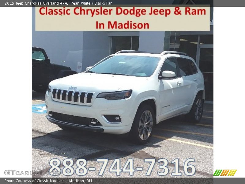 Pearl White / Black/Tan 2019 Jeep Cherokee Overland 4x4