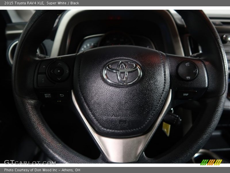 Super White / Black 2015 Toyota RAV4 XLE