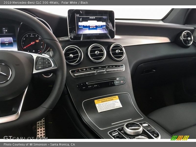 Polar White / Black 2019 Mercedes-Benz GLC 300 4Matic