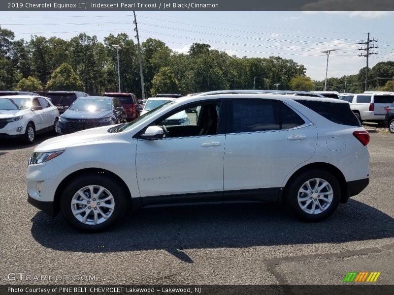 Iridescent Pearl Tricoat / Jet Black/Cinnamon 2019 Chevrolet Equinox LT