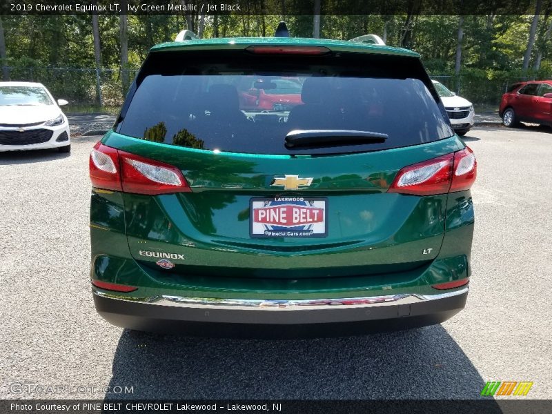 Ivy Green Metallic / Jet Black 2019 Chevrolet Equinox LT